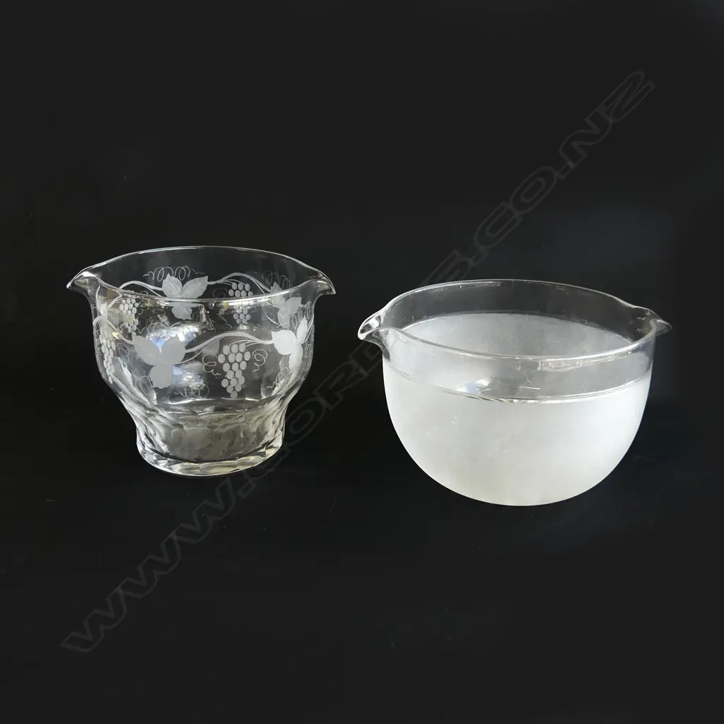Two old glass rinsers, Image 1++