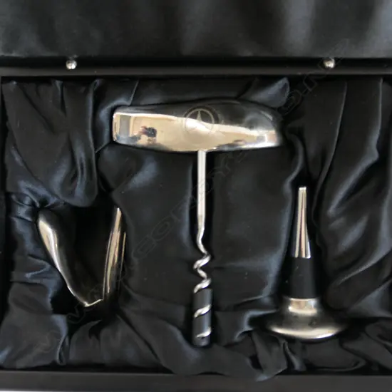 A Mercedes wine set,