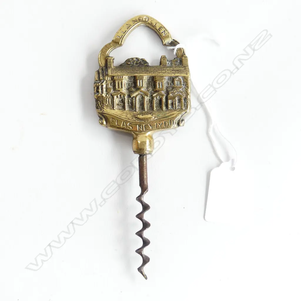 A  Welsh souvenir corkscrew, Image 1++