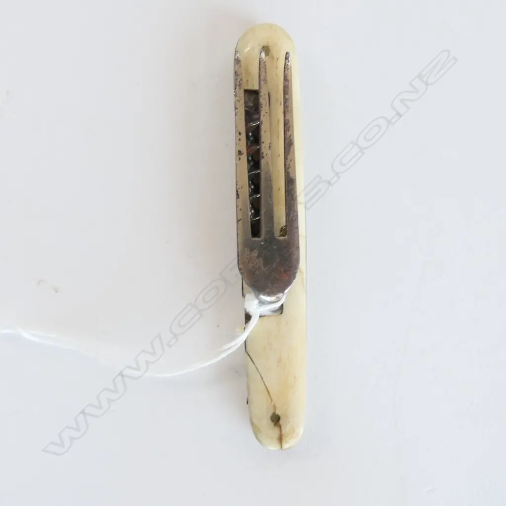 An old pocket bone folding knife, Image 1++