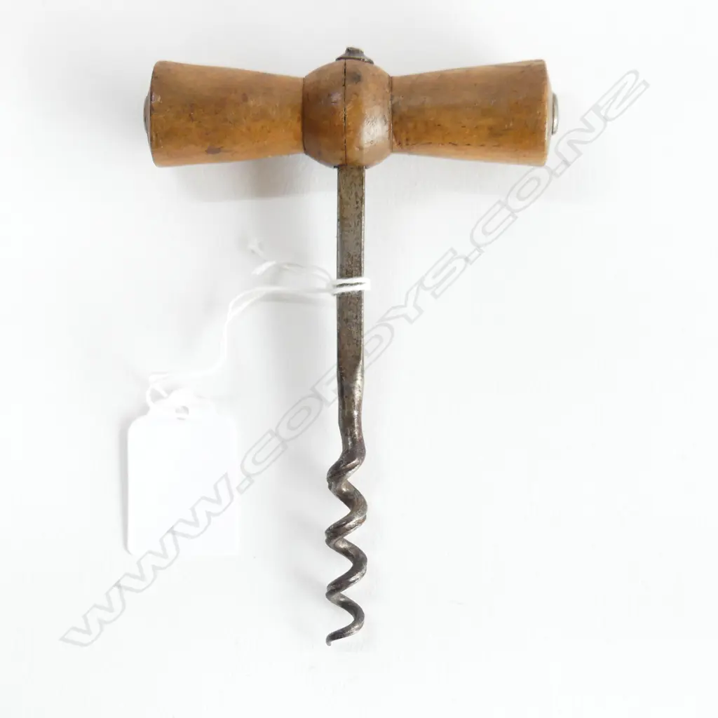 A straight-pull corkscrew, Image 1++