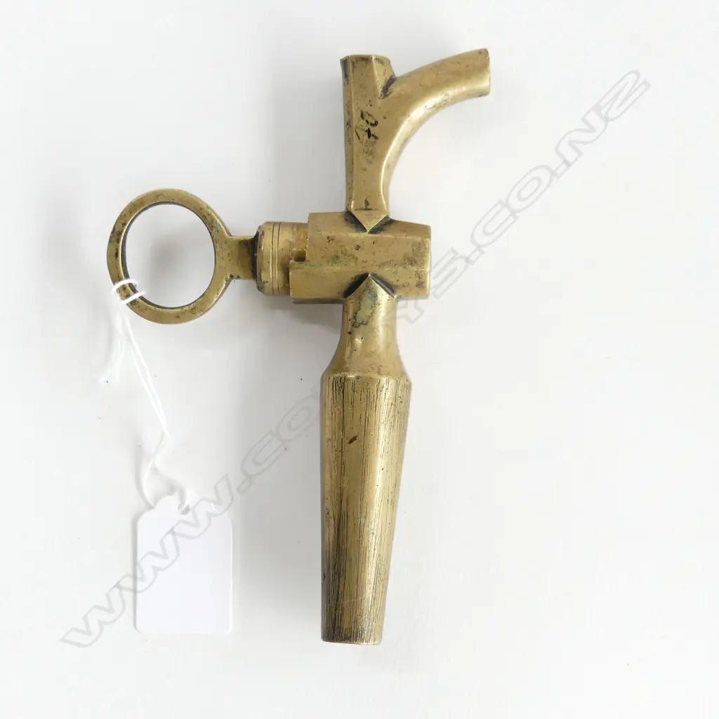 A tap brass, Image 1++