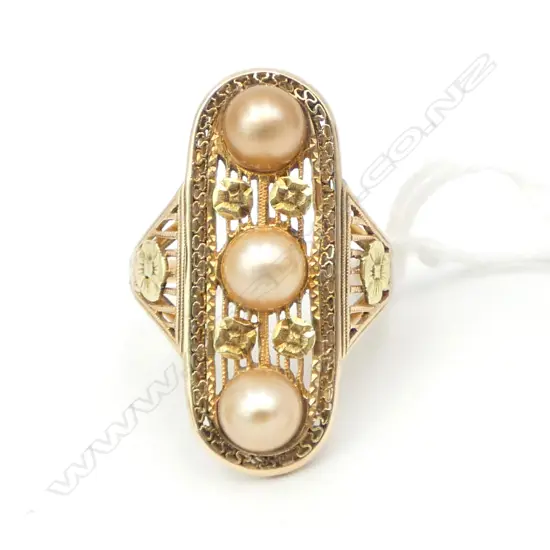10ct GOLD & 3 CHAMPAGNE PEARL LARGE 5.45gms RING filigree pierced top & shoulders in Art Deco bell form case SIZE O