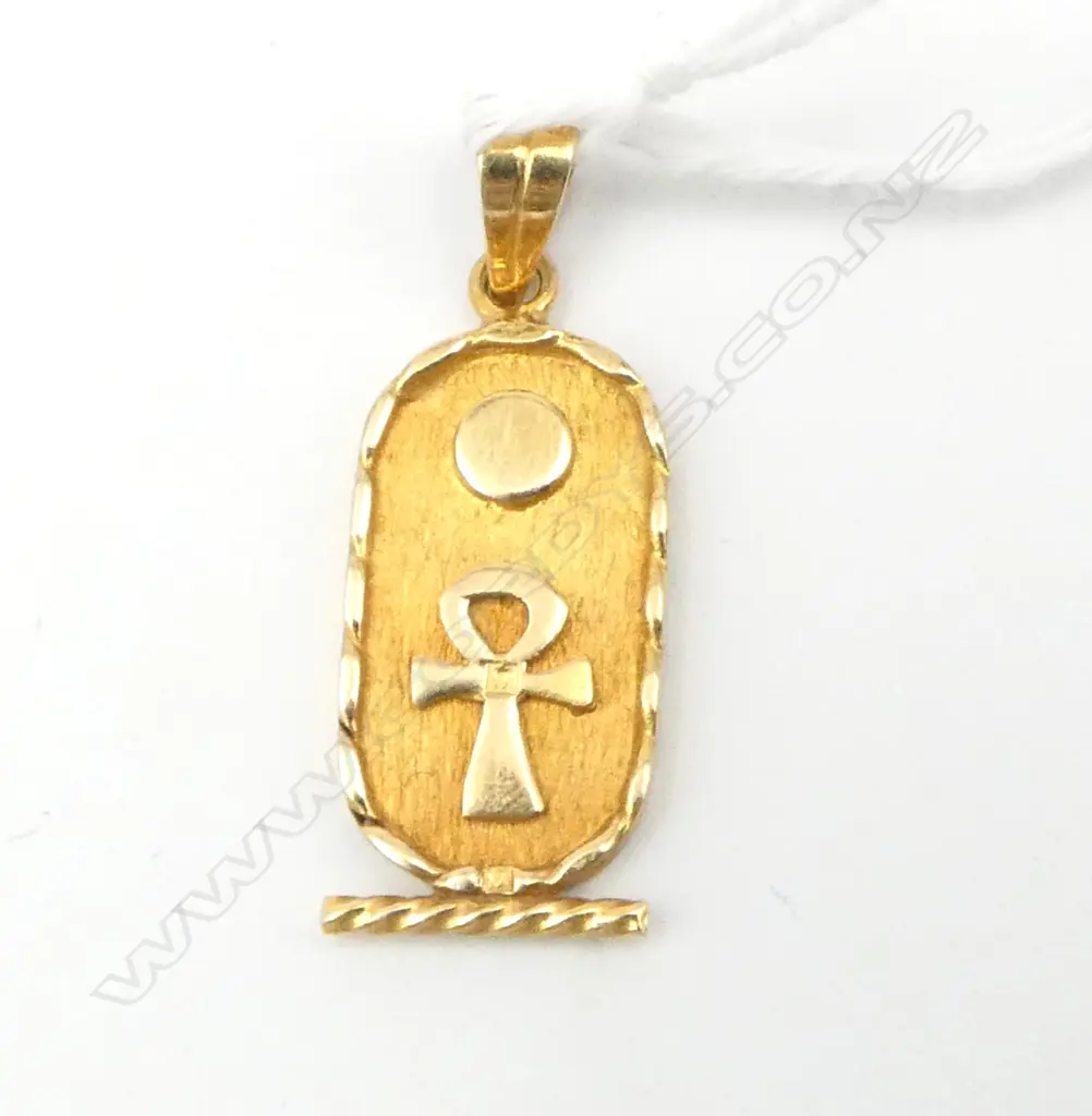 20ct GOLD EGYPTIAN TABLET PENDANT 3.32gms Image 1++