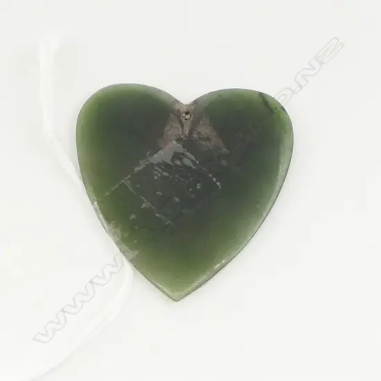 GREENSTONE HEART PENDANT 40x40mm