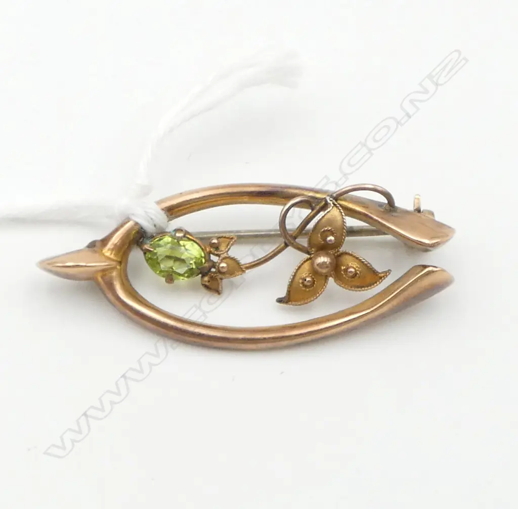EDWARDIAN 9ct & GEM SET wishbone BROOCH 2.3gms Image 1++