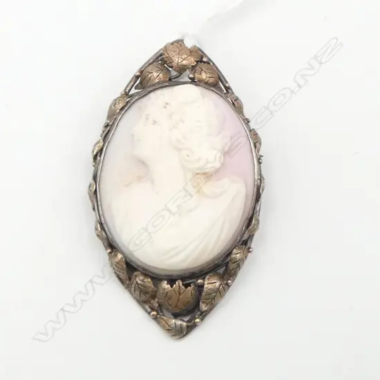 VINTAGE SILVER & GILT carved shell CAMEO woman in profile