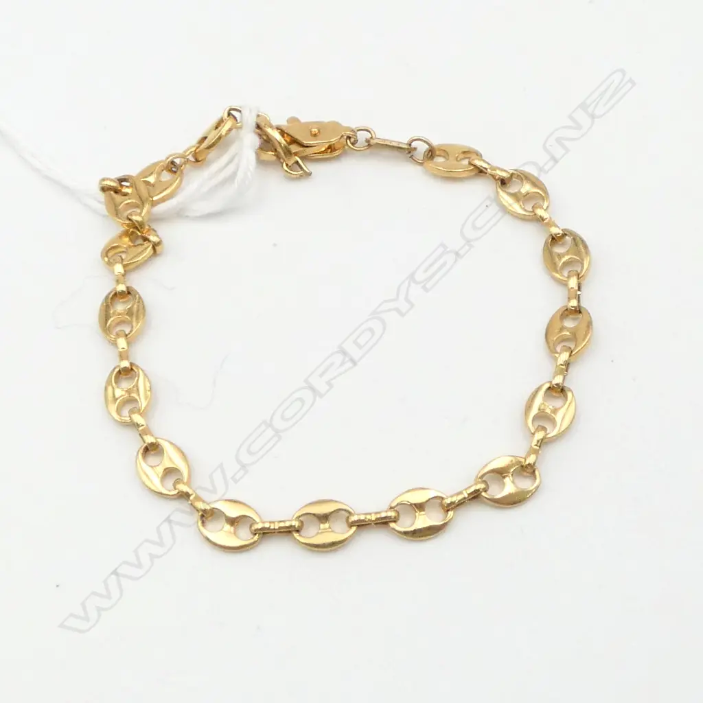 14ct GOLD BRACELET capstan link 5.2gms Image 1++