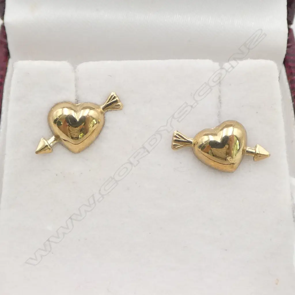 9ct GOLD STUD EARRINGS hearts & arrows in box 0.4gms. Image 1++