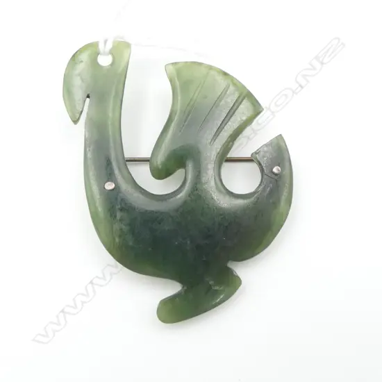 VINTAGE POUNAMU MYTHOLOGICAL BIRD BROOCH. ATTRIBUTED TO THEO SCHOON DERIVED FROM MAORI ROCK DRAWINGS. H.60mm