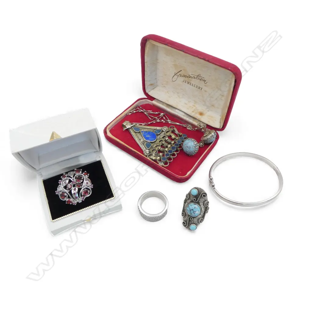 ASST SILVER JEWELLERY: RING + EARRING SET + GEM SET RING + AZTEC PENDANT NECKLACE + faux diamond ring + hinged bangle Image 1++