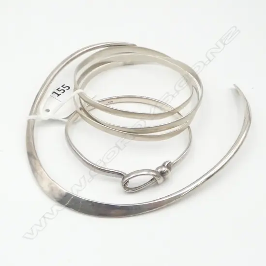 DESIGNER SILVER CHOKER + SILVER BANGLE + SILVER TRIPLE BANGLE 86gms