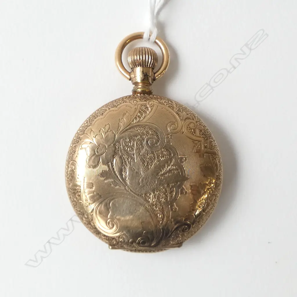 EARLY 20thC GOLD PLATE WALTHAM HUNTER POCKET WATCH mid size. Running Image 1++