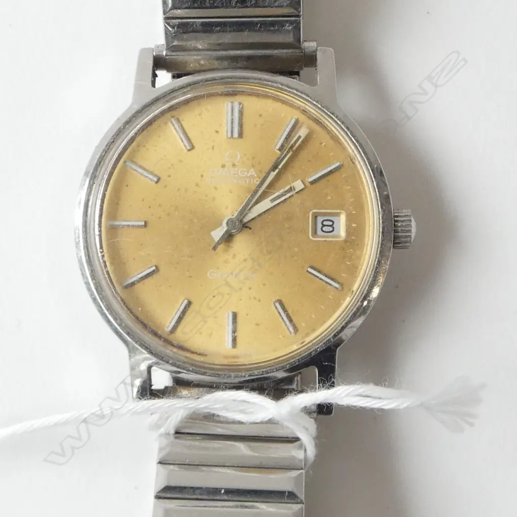 GENT'S OMEGA GENEVE WRISTWATCH, automatic caliber & date display, face marked Image 1++