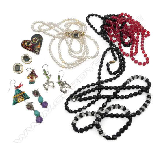 COSTUME JEWELLERY; NECKLACES ETC
