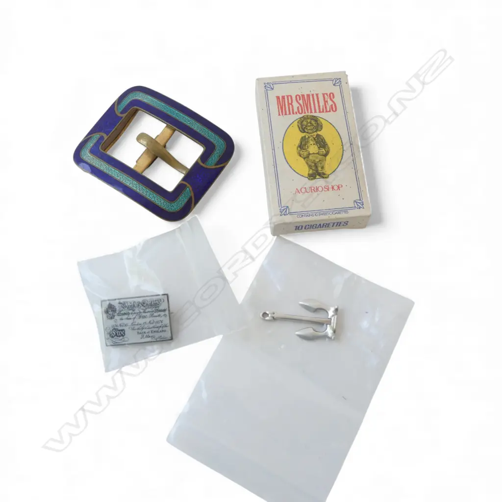 SILVER ANCHOR PENDANT + ENAMELLED ENGLISH 5 POUND NOTE MINI BROOCH + BUCKLE + boxed Mr Smiles 'cigarettes' lollies Image 1++