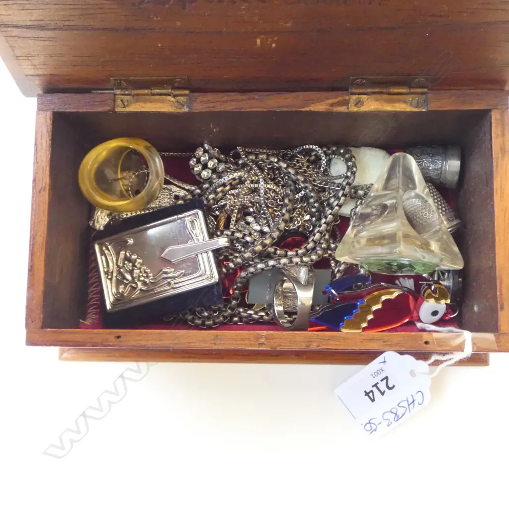 OLD OAK 'THE SUPER CIGARETTE' BOX + JEWELLERY" acrylic rings + chains etc Image 1++