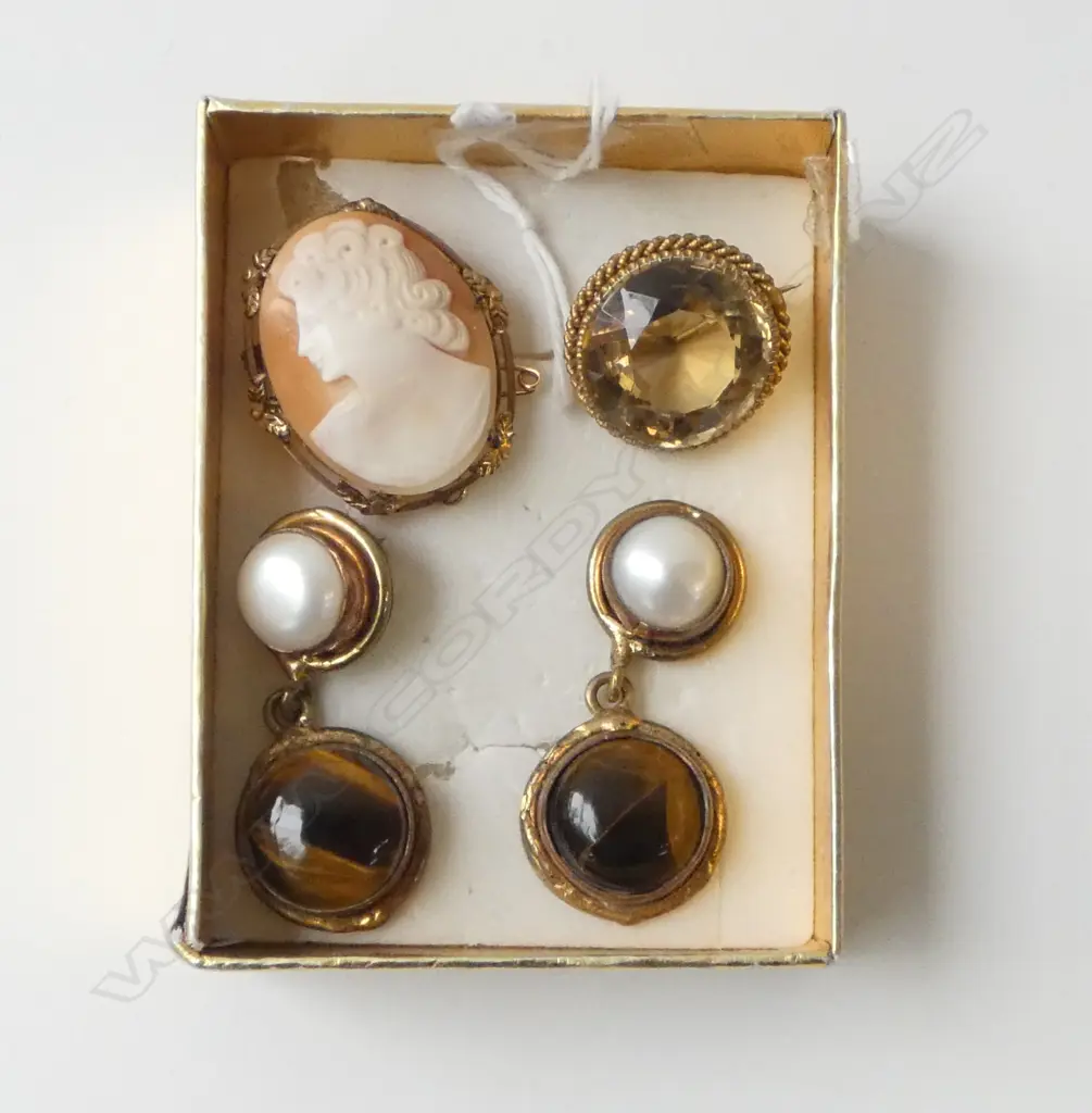 CITRINE TYPE BROOCH + tiger's eye & pearl DROP EARRINGS + CAMEO & GILT BROOCH  Image 1++
