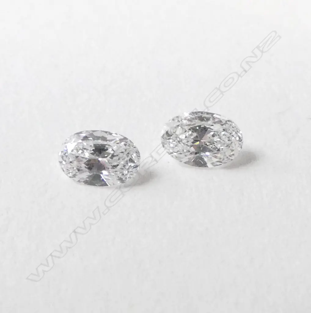 PR OVAL CUT UNSET DIAMONDS 3.4 x 5mm approx Image 1++