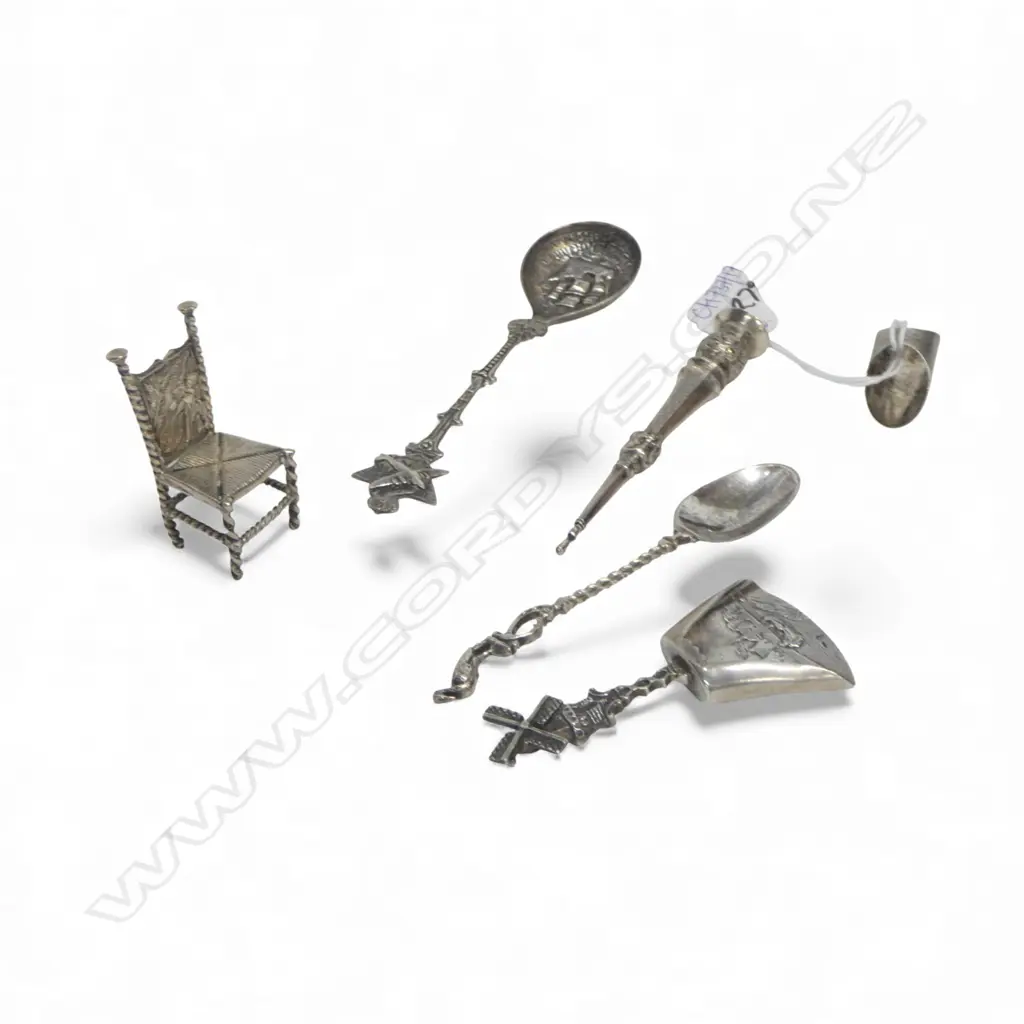 6 EURO SILVER PCES; 3 SPOONS, CHAIR, 2 OTHER 71gms Image 1++