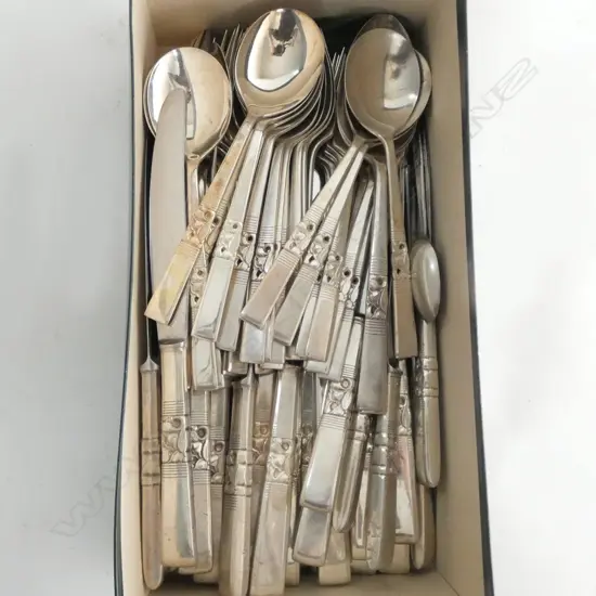 SILVER PLATE COMMUNITY CUTLERY - 72 PCES APPROX