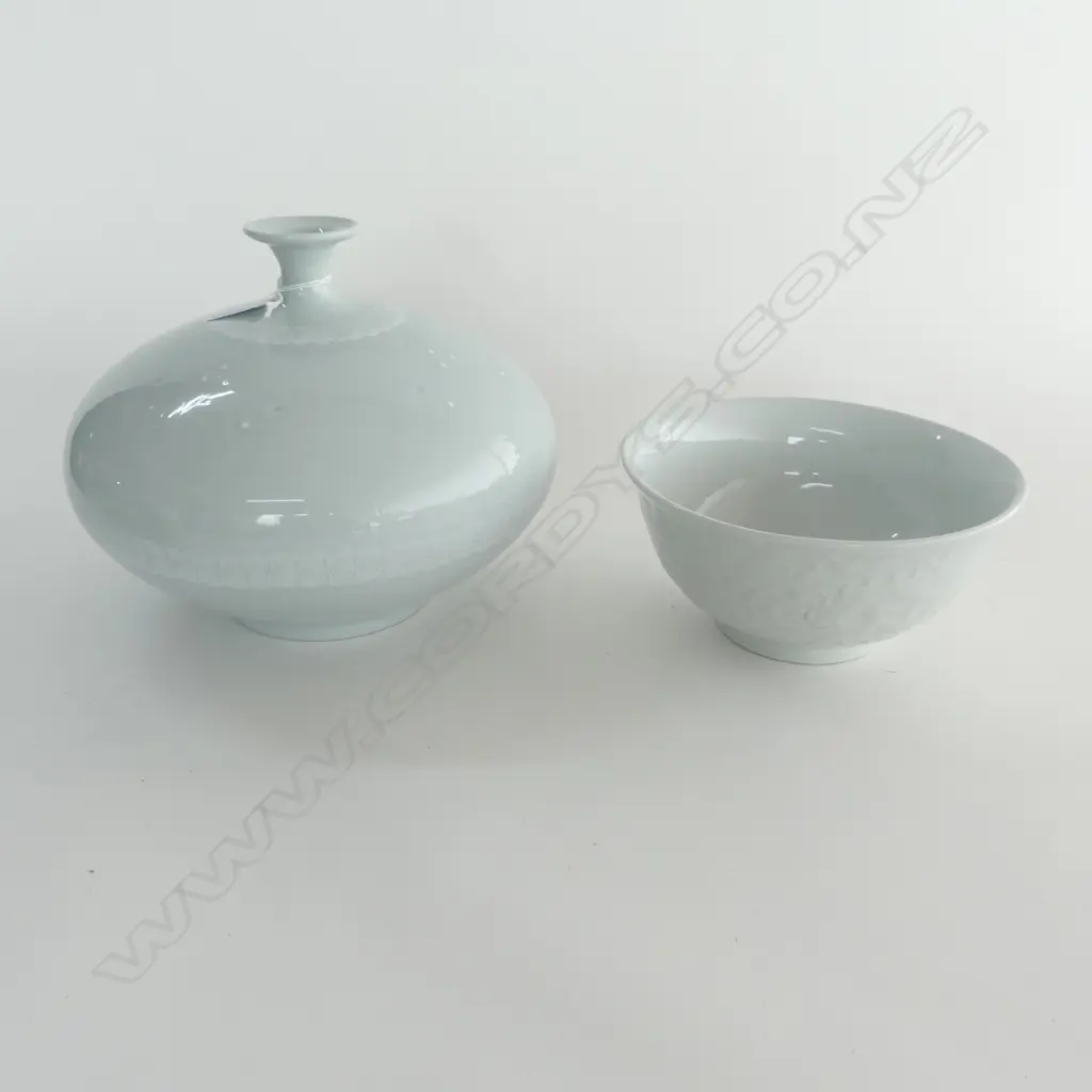 ORIENTAL VASE H.210mm & BOWL w. DRAGON DESIGN 220mm dia Image 1++