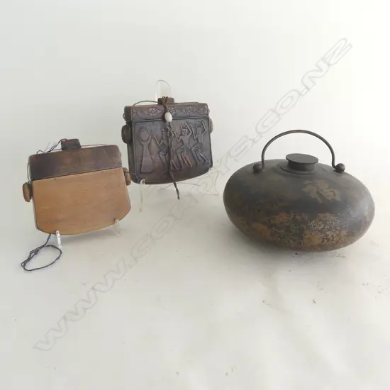 CHINESE BED WARMER + 2 WOOD PURSE BOXES