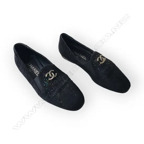 CHANEL PONY HAIR CC LOAFERS  IN SIZE 36.5