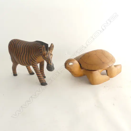 2 WOODEN ANIMALS; ZEBRA & TURTLE L.280mm