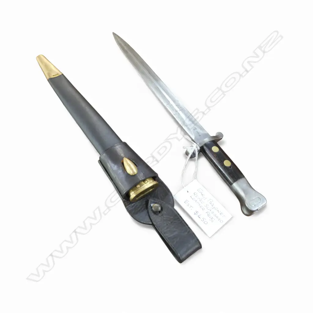 OLD BAYONET w. REPRODUCTION LEATHER SCABBARD L.440mm Image 1++