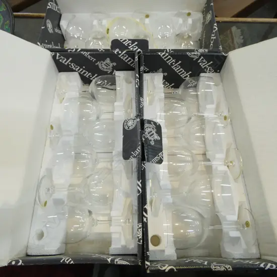 18 VAL SAINT LAMBERT CRYSTAL WINE GLASSES H.140mm, BOXED