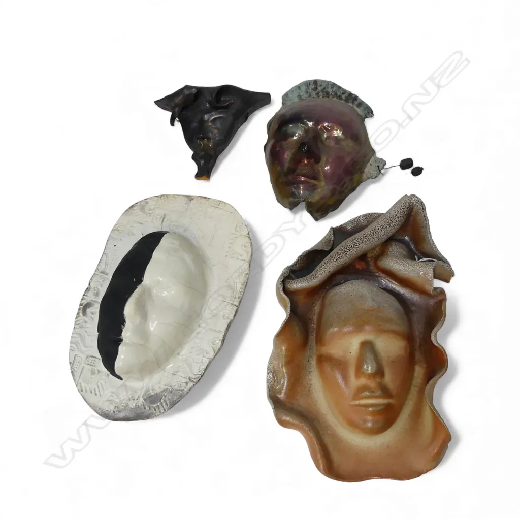 MARGARET BELL, 4 N.Z. STUDIO POTTERY WALL HANGING MASKS H.340mm Image 1++