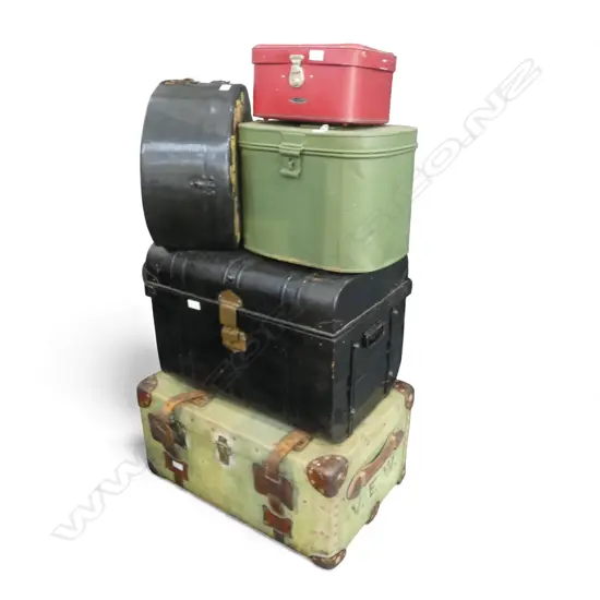 5 TRAVEL CASES; 2 HAT BOXES, SMALL RED CASE AF, 2 TRUNKS W.700mm