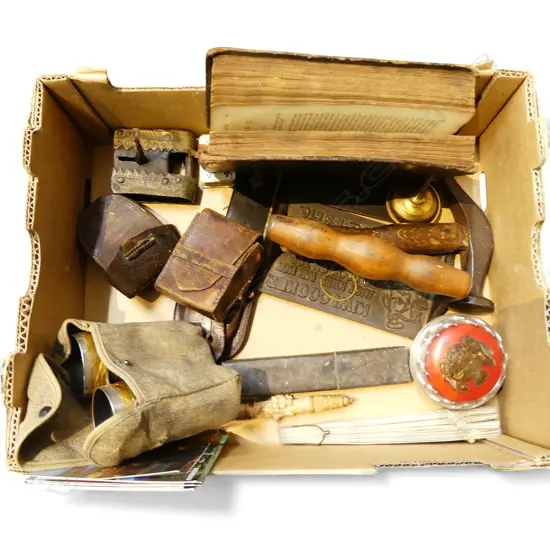 ASST. VINTAGE COLLECTABLES; BINOCULARS, PRESS, PADLOCK etc