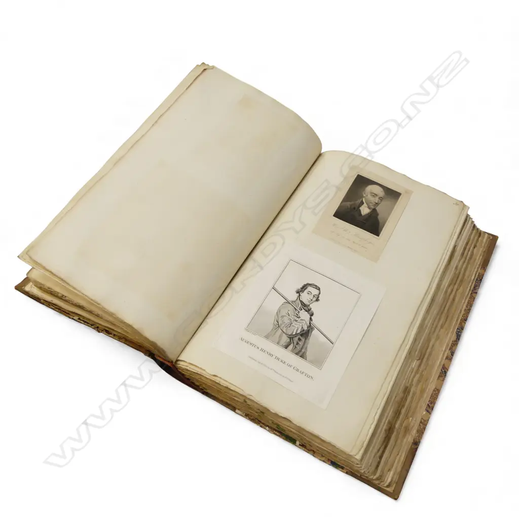 ANTIQUE ALBUM OF PORTRAIT ENGRAVINGS 395x270mm Image 1++