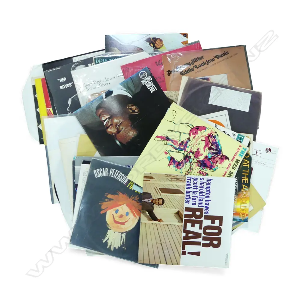 ASST. JAZZ LPs HAMPTON HAWES, DEXTER GORDON, OSCAR PETERSON etc Provenance: Ex Collection Wellington Choy Image 1++