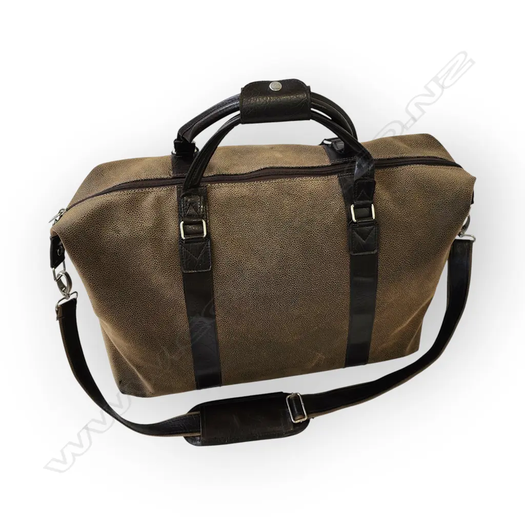 LARGE CITTA DESIGN OVERNIGHT BAG  Image 1++