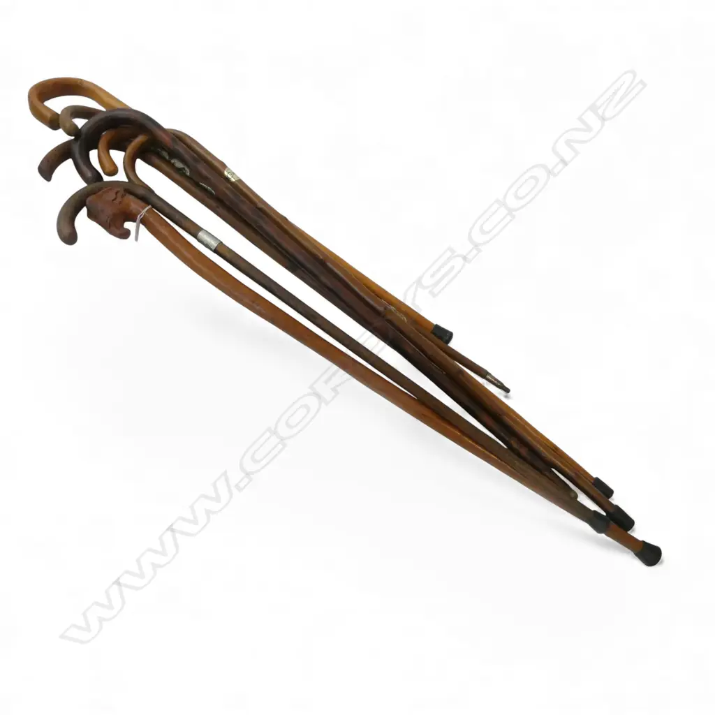 8 WOODEN WALKING STICKS L.940mm Image 1++