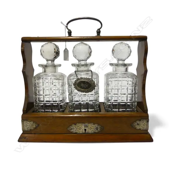 OAK TANTALUS; 3 DECANTERS H.310mm