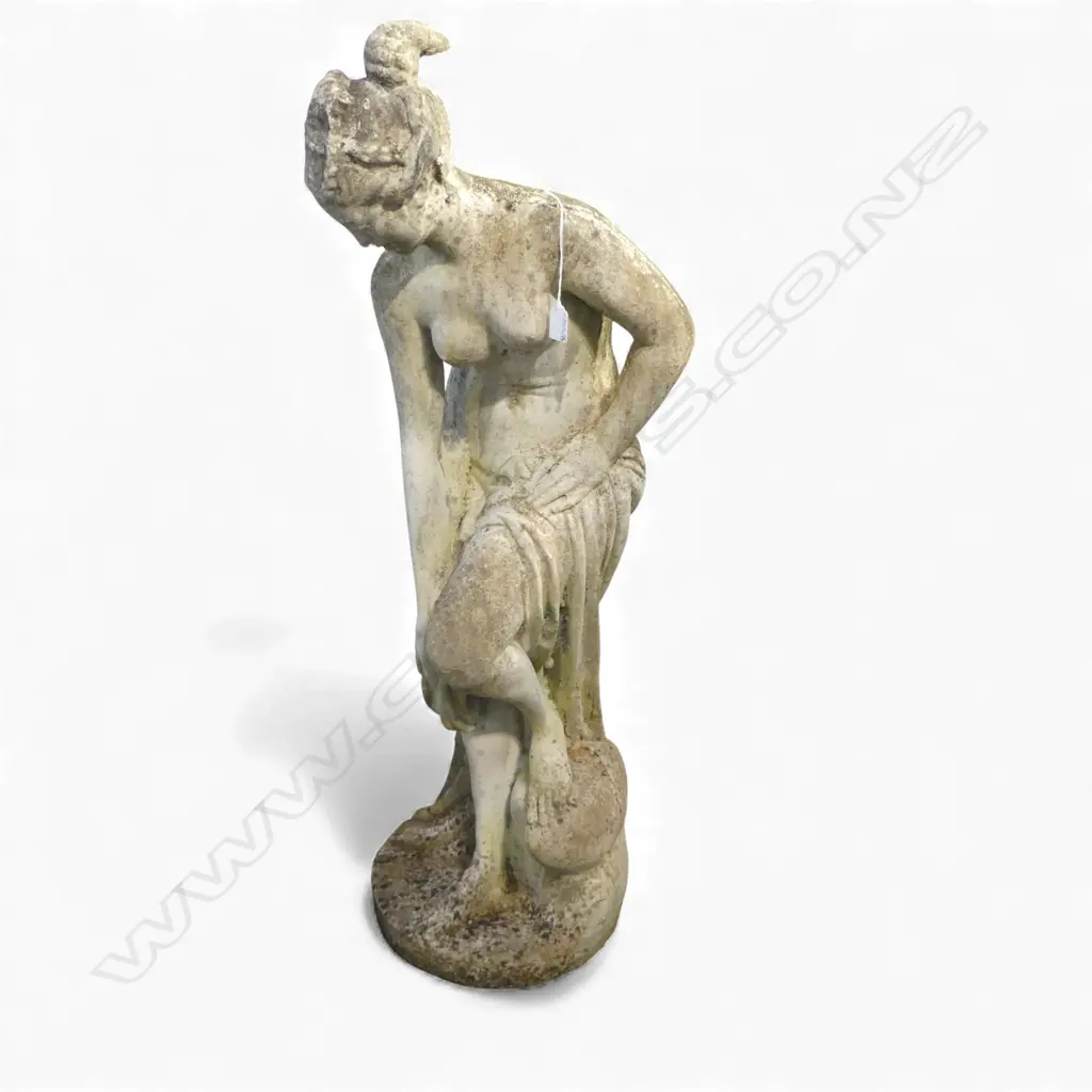 CONCRETE GARDEN STATUE H.1080mm Image 1++