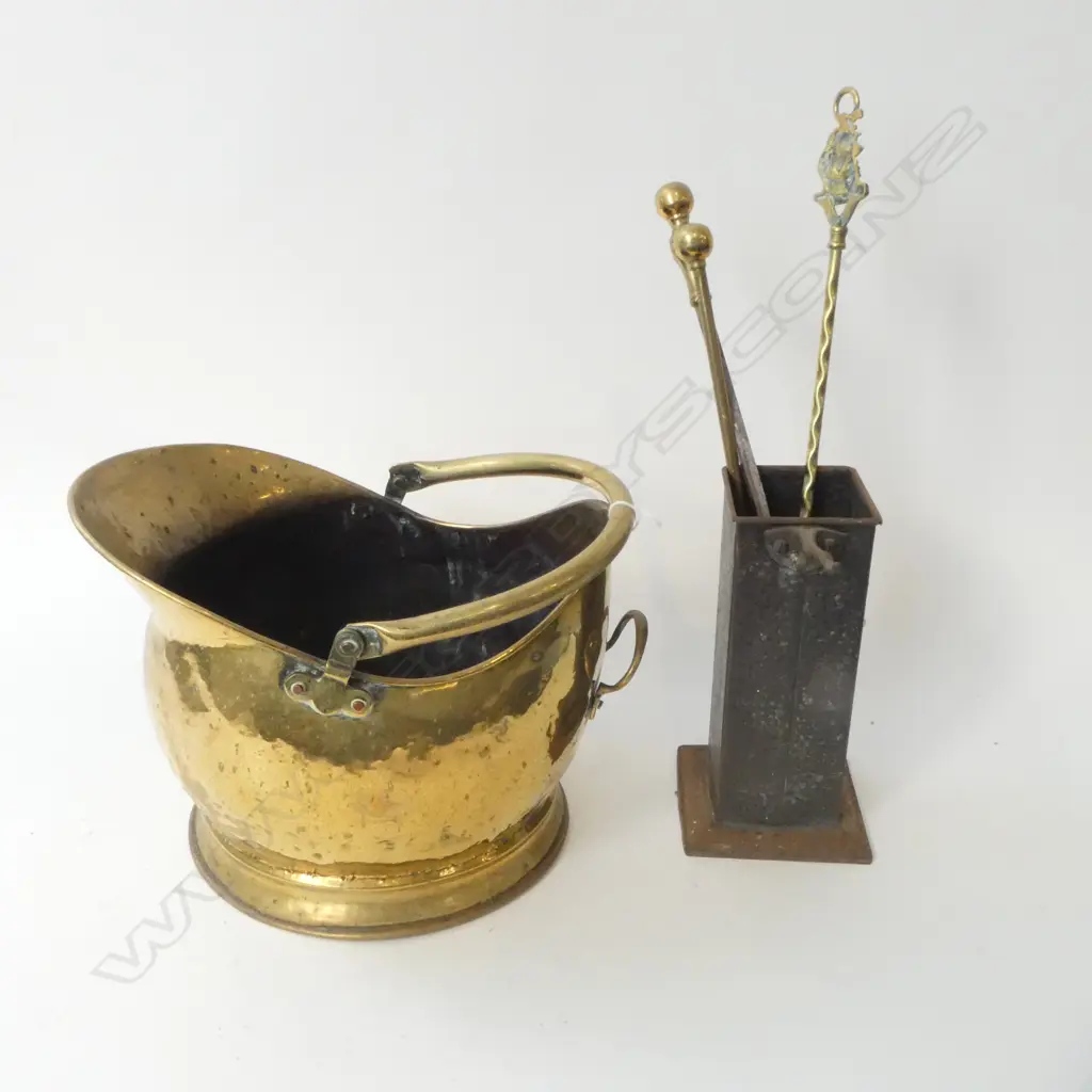 BRASS COAL BUCKET H.260mm + 3 FIRE TOOLS & CONTAINER Image 1++