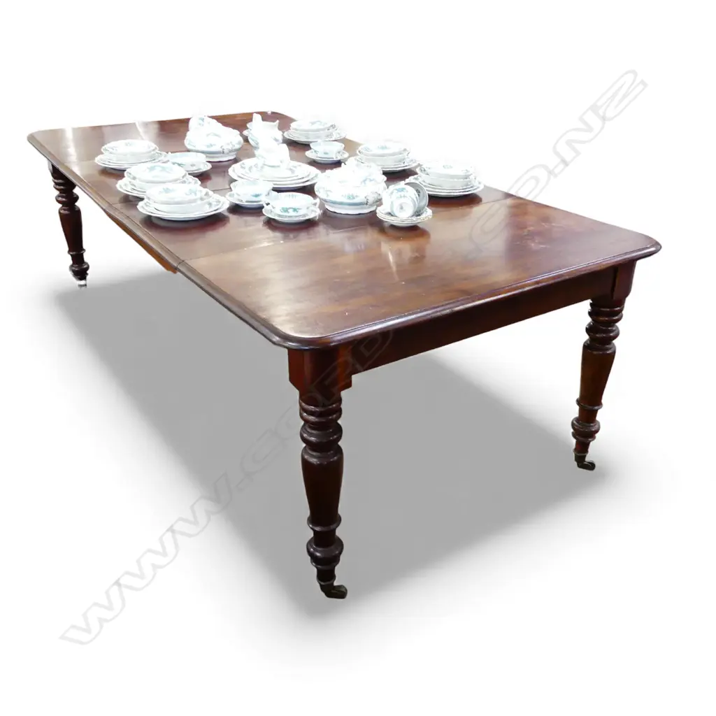 VICTORIAN MAHOGANY EXTENSION DINING TABLE W. 2 LEAVES 2160x1125mm Image 1++