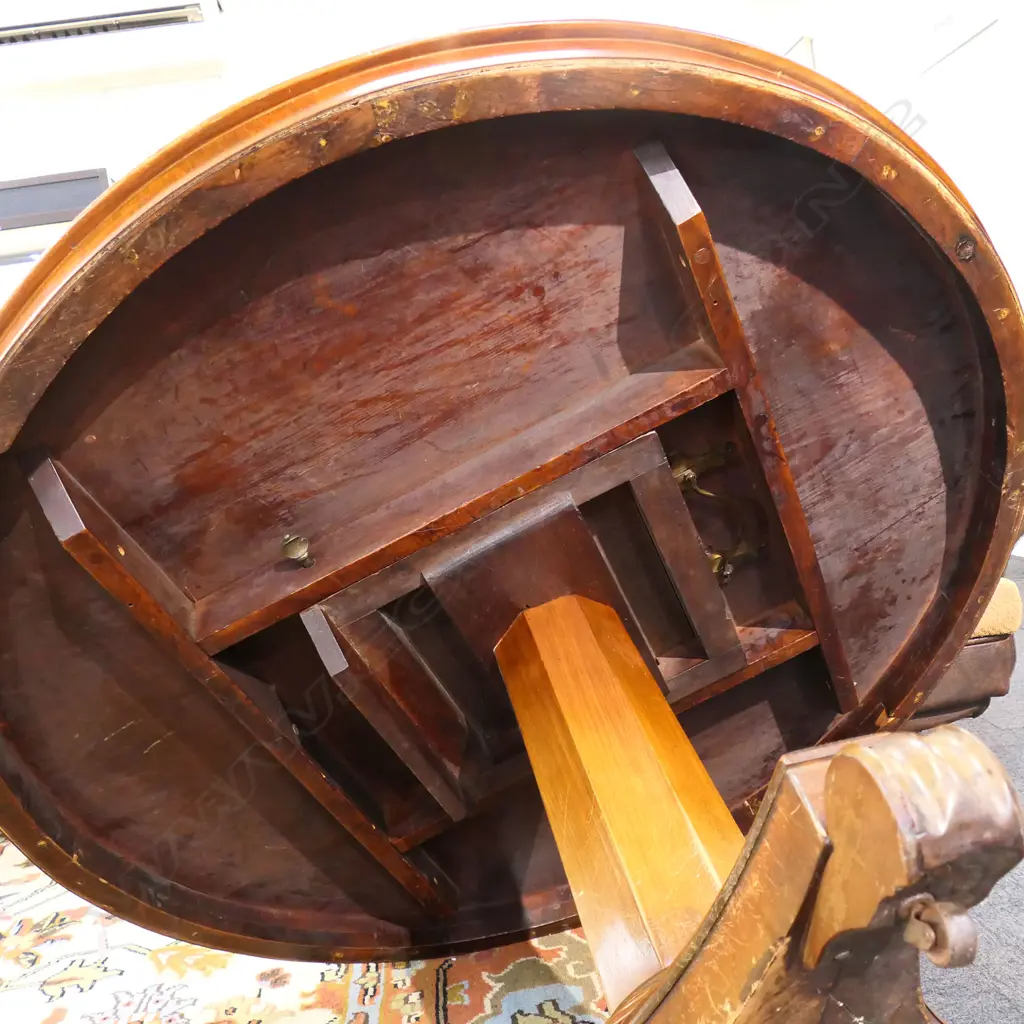 VICT KAURI PEDESTAL CIRCULAR DINNING TABLE H750 DIA1280MM Image 1++