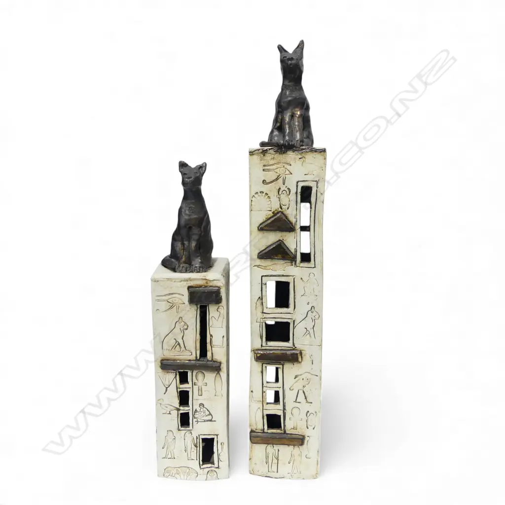 MARGARET BELL, 2 N.Z. STUDIO POTTERY EGYPTIAN CAT ORNAMENTS H.599mm Image 1++
