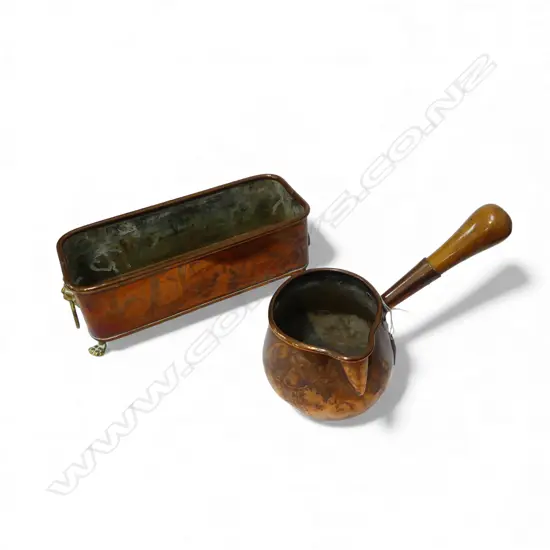 2 COPPER PCES; PLANTER W.300mm & POT w. WOODEN HANDLE