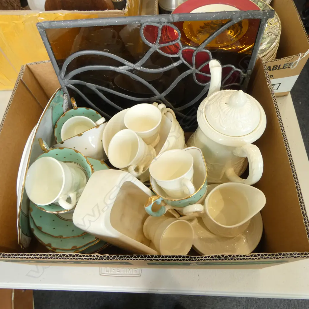 CROWN LYNN TROUGH VASE W.185mm, ENGLISH TEA SET, WEDGWOOD PATRICIAN, LEAD LIGHT PANEL Image 1++