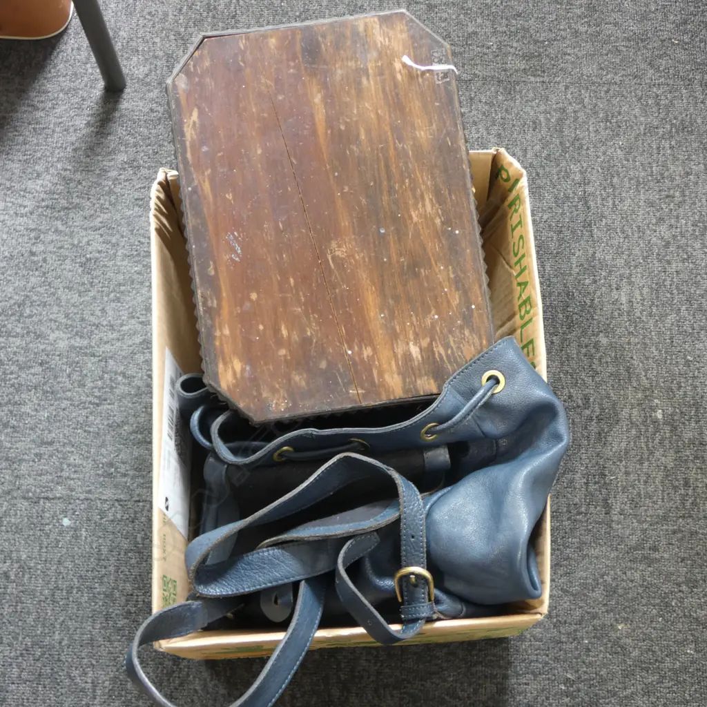 WOODEN STOOL W.340mm + BAG Image 1++