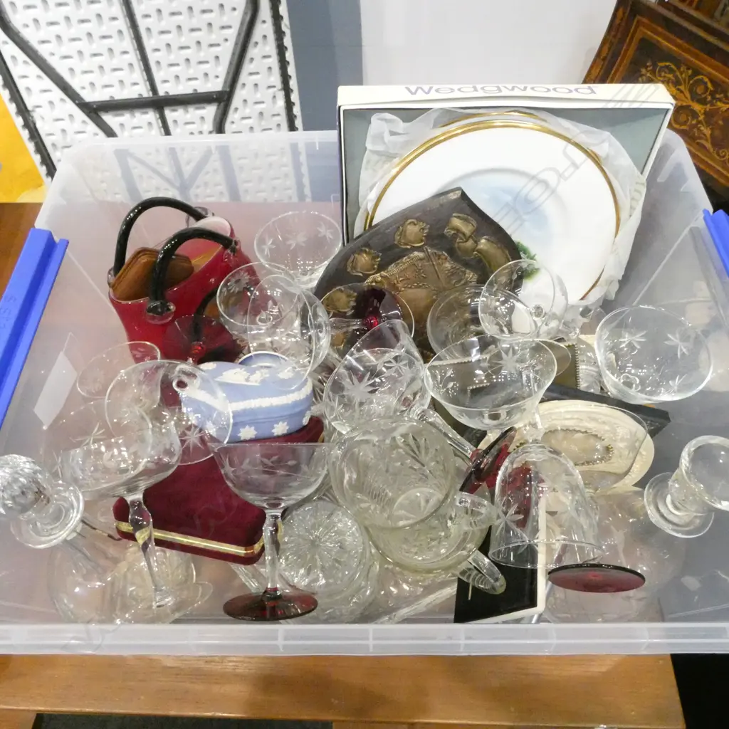 ASST. GLASSWARE ETC Image 1++