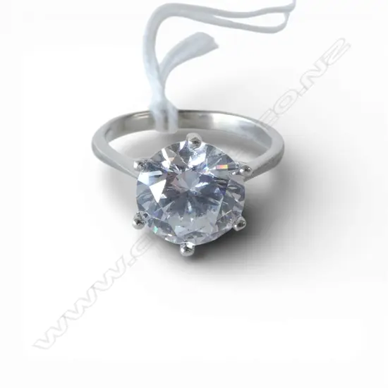 SILVER & CZ RING