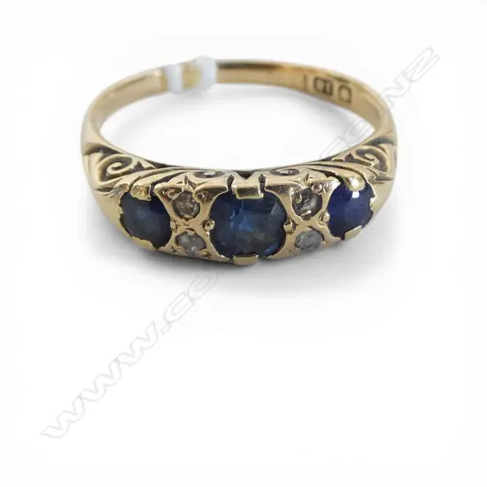 18CT VINTAGE SAPPHIRE & DIAMOND RING, 3.4gms Faults to some stones SIZE Q